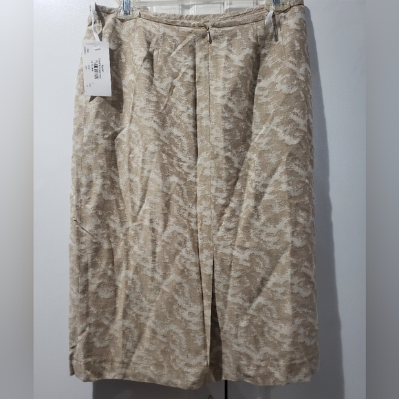 Kasper skirt and blazer set - Picture 5 of 8